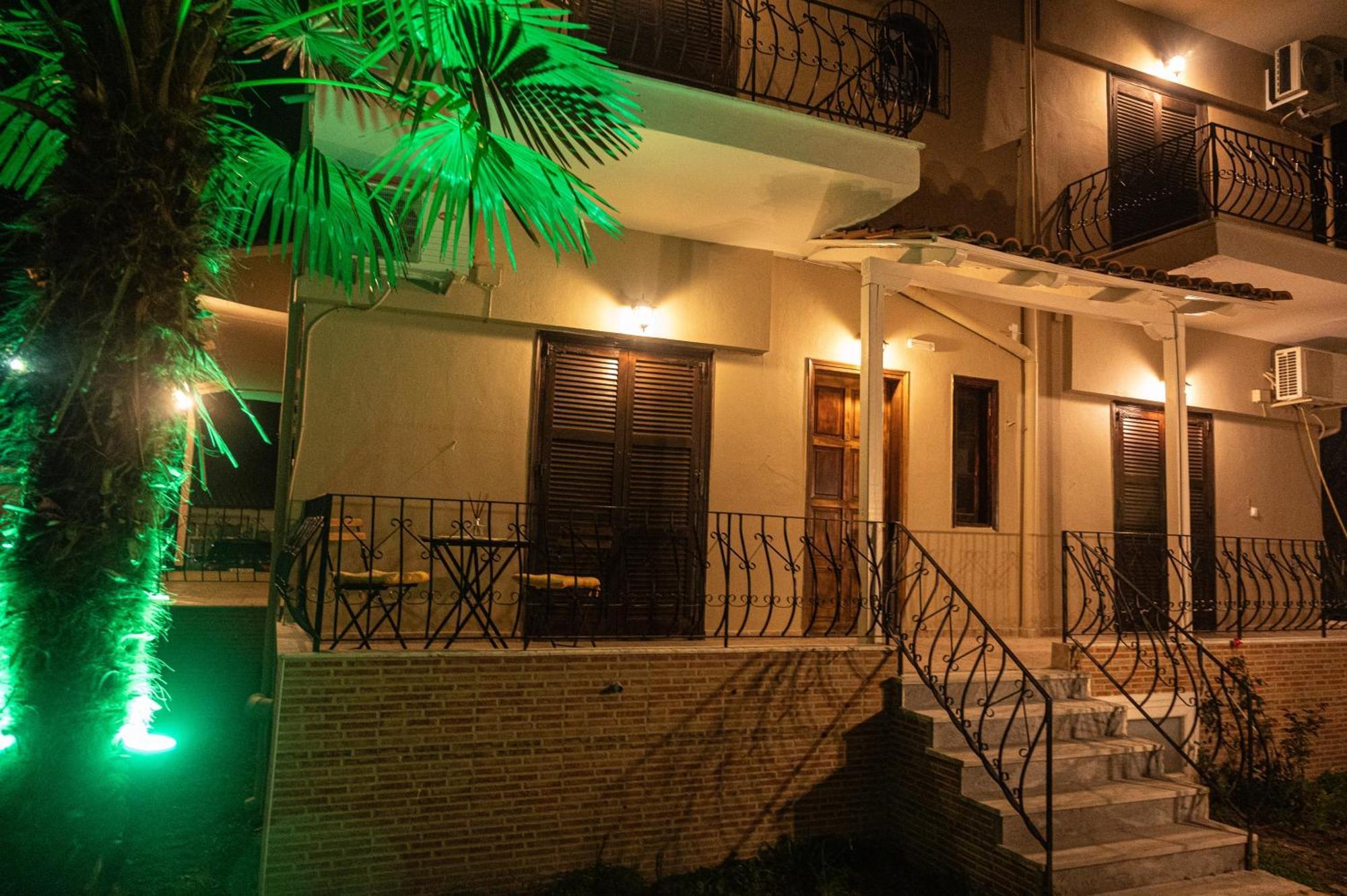 Βastasio Apartments Pefkochori Eksteriør billede